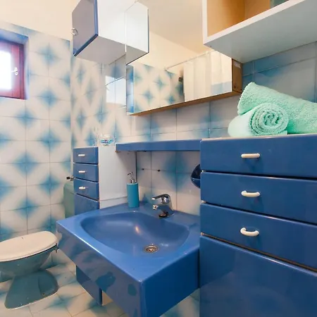 Apartments With Parking Space Brna, Korcula - 9188 *