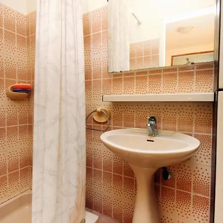 Apartments With Parking Space Brna, Korcula - 9188